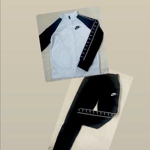 Nike Matching Track Suit, White/ Black